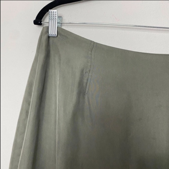 Rag Poet Women's Side Button Midi Pencil Skirt Medium Green-Gray Soft Modern - Picture 4 of 8